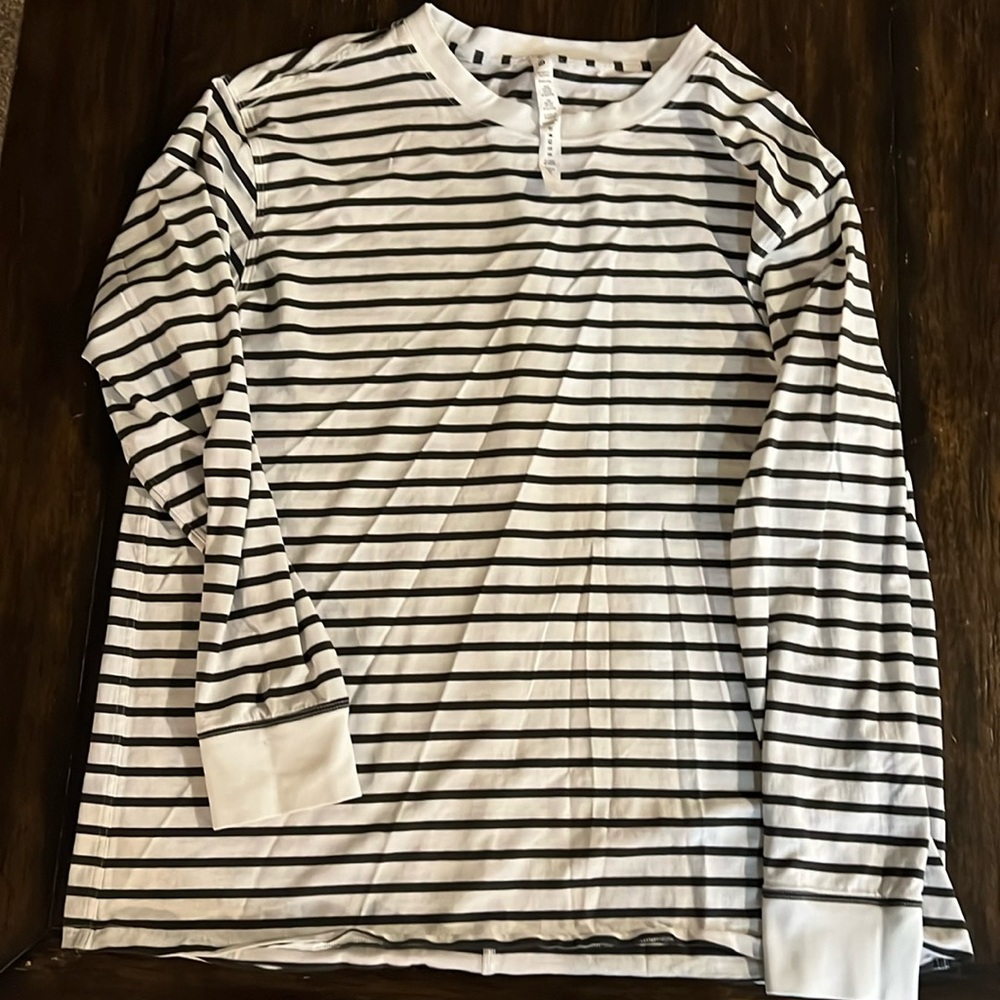 Lululemon Long-sleeve T-shirt